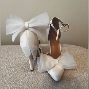 Bridal Bow Heels